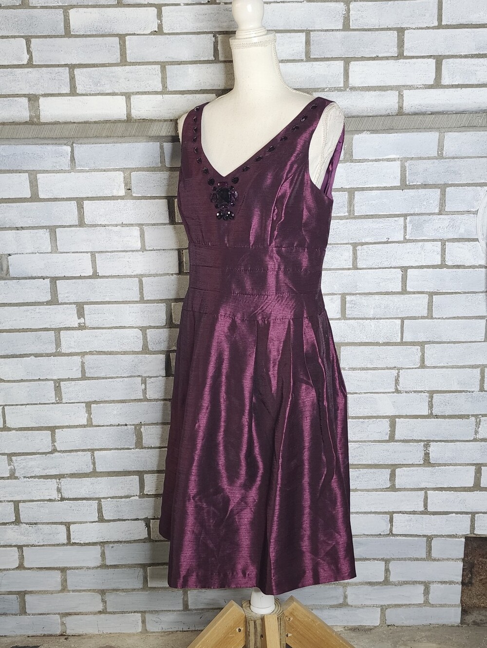 Perceptions New York Women's Sleeveless Beaded A-Line Dress 12 Purple Pleated